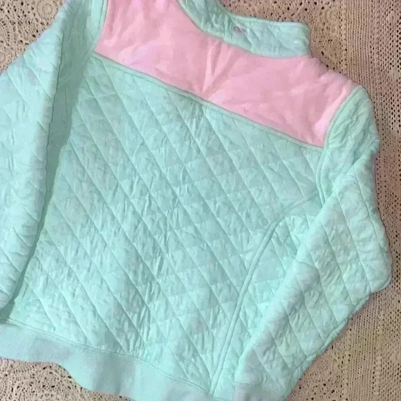 Vineyard Vines quilted quarter zip - Picture 2 of 5